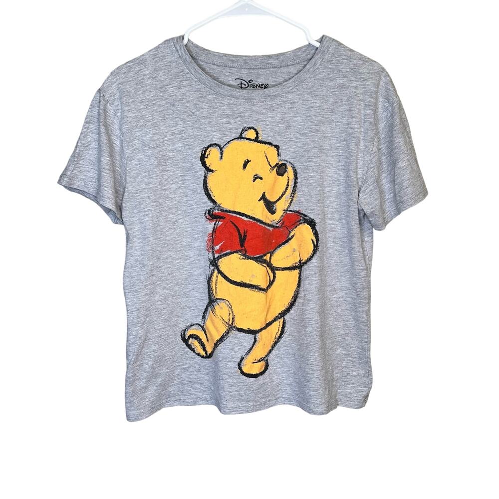 Disney Winnie The Pooh Smiling Pooh Heather Gray  Graphic Shirt Size Medium